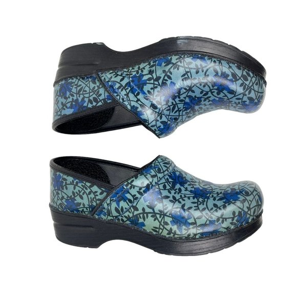 Dansko Floral Clogs Blue Flower Print Vegan Sz 38 US 7.5-8 Comfort Nurse Shoes - Picture 2 of 9